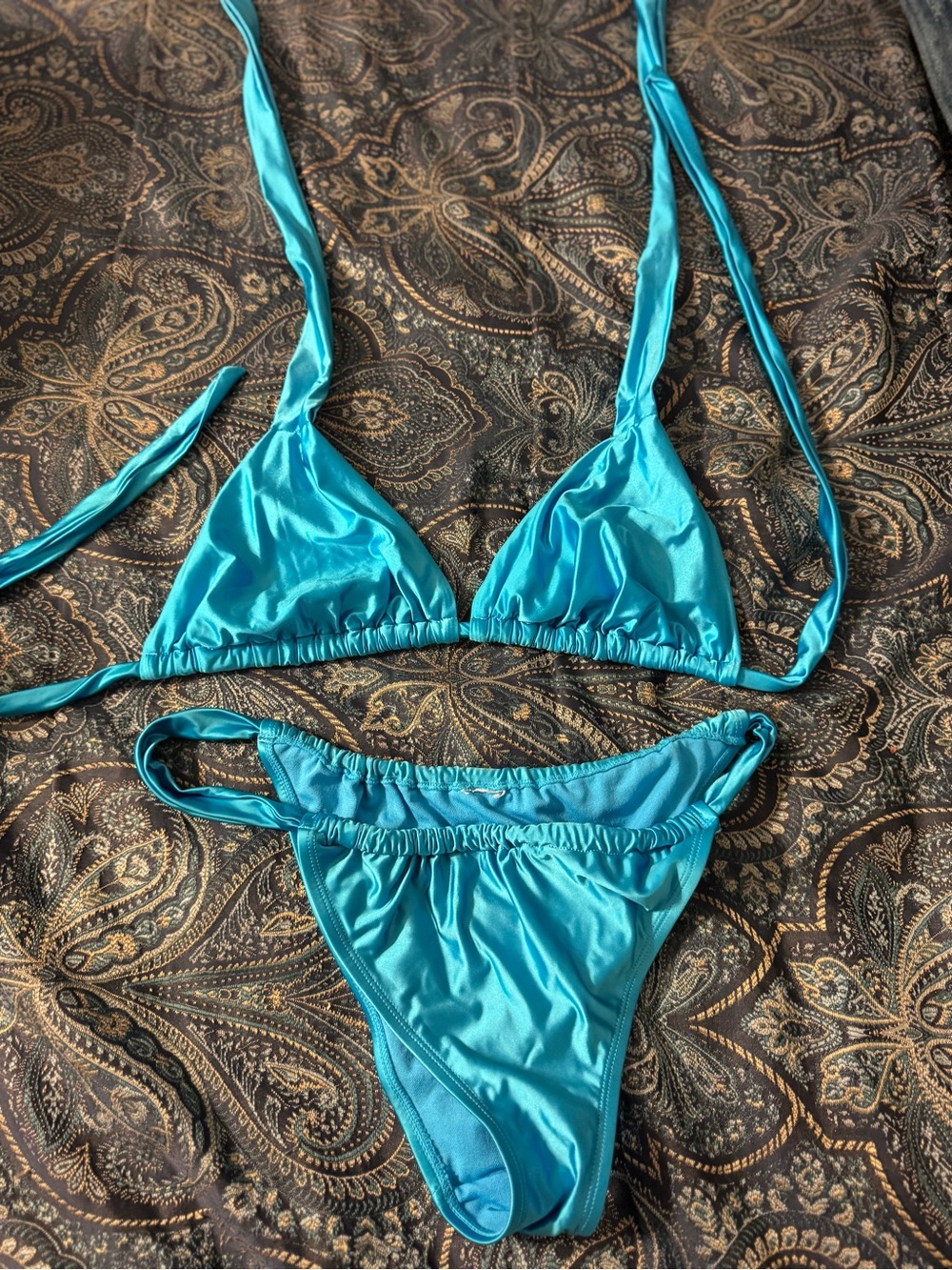 Women’s Shiny Turquoise Triangle Bikini Set